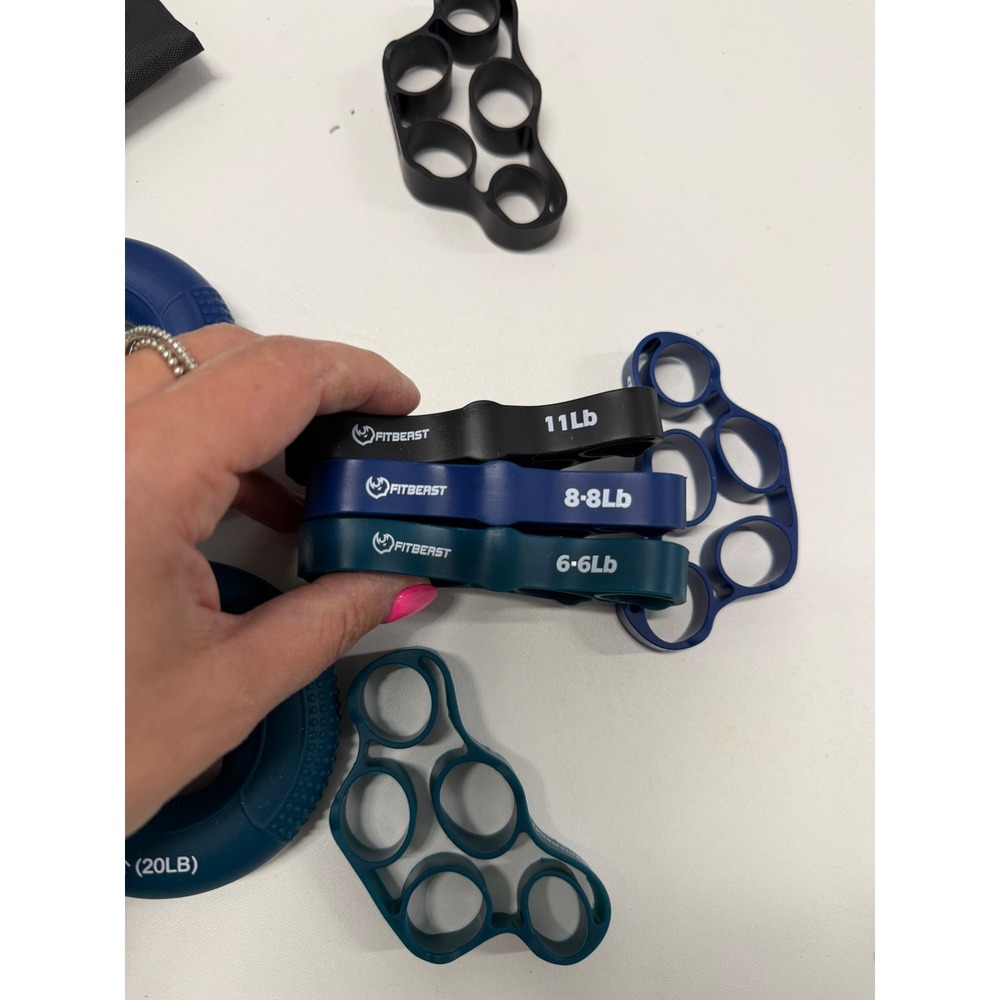 FitBeast Hand Grip Strengthener Finger Exerciser Set 10 Piece with Carry Bag